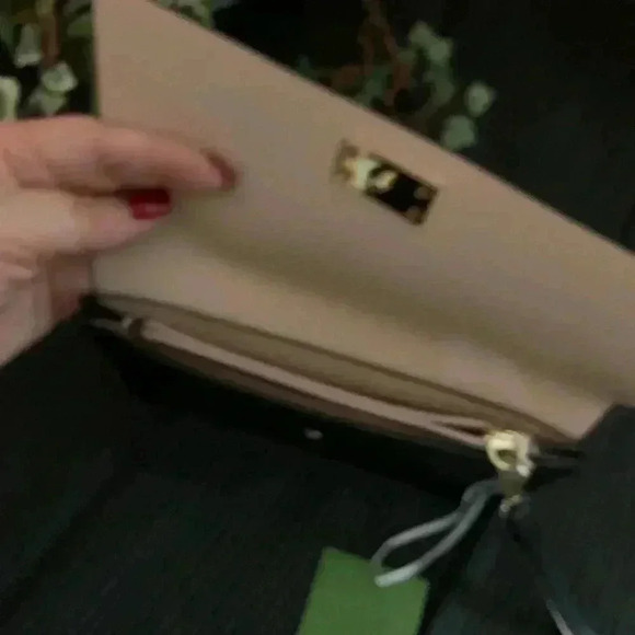 KATE SPADE WRISTLET BLACK NWT - Picture 6 of 11